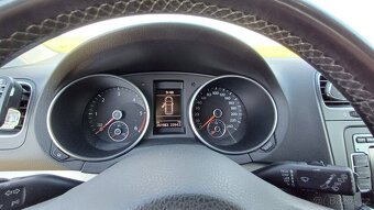Volkswagen Golf 6 1.6 TDI - 11