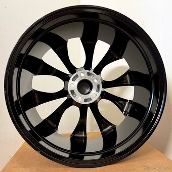 KRÁSNÁ NOVÁ PSW 5x110 R20 ET32 (8,5Jx20) 65,1mm - 11