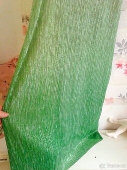 Elegantní třpytivé společenské šaty 40/42 - 11