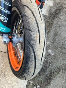 Ktm LC4 640 Supermoto - 11