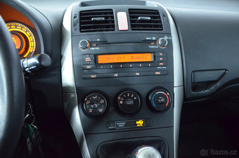 Auris 1.4D4-D Terra 2007 - 11