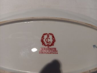 Porcelánové oválné servírovací talíře - Bernadotte - 11