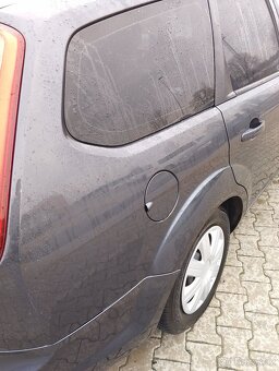 Ford Focus 1.6 - 11