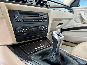 BMW E90 1.6 BENZIN/manuál/2011/LCI/Po servise/Hezký stav - 11