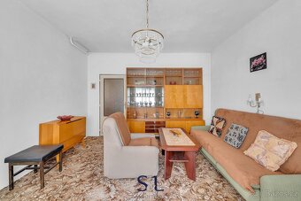 Nabízím k prodeji rodinný dům určený ke kompletní rekonstruk - 11