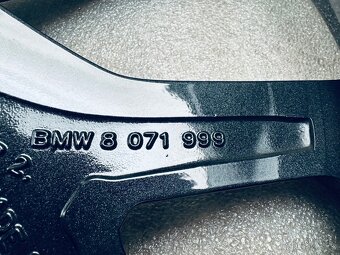 TOP letní kola R21 BMW X5 G05 style 741M originál - 11