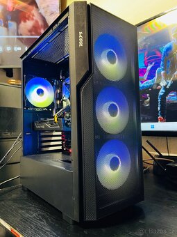 Herní i7 až 32GB DDR4, 1,3TB SSD+HDD, RX 470 4GB, Win 11 - 11