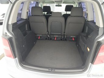 Vw touran 1.6mpi 75kw benzín - 11