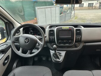 Renault Trafic 1.6dCi 92kW 9 míst - 11