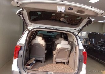 Kia Carnival 1.6-HEV-9MÍST-VŮZ NA CESTĚ - 11