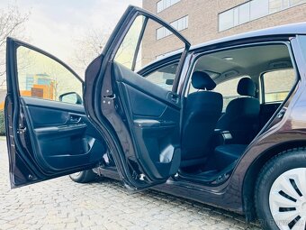 Subaru Impreza 1.6i BENZÍN 4x4 MANUÁL SERVISKA - 11