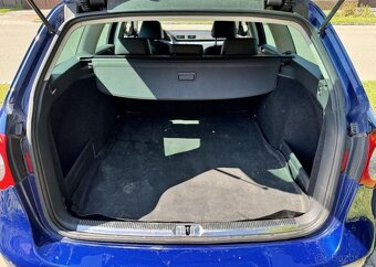 Volkswagen Passat 2,0 TDI COMBI nafta manuál 125 kw - 11