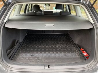 VW Golf 7 1.4 TGI 81KW CNG +ben. 10/2015  230000 km odp. DPH - 11