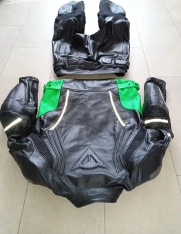 Dainese Racing 3-Pánská kožená moto kombinéza, dvoudílná - 11