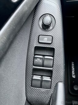 Mazda 3 Revolution - 11