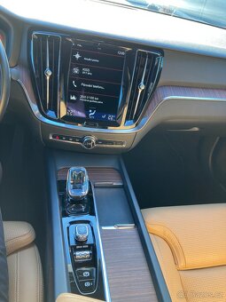 Volvo S60 B5 AWD 8AT inscription 8/2021 záruka 8/2026 - 11