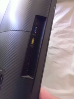 Pěkný Lenovo ideacentre AIO 700-24AGR - 11
