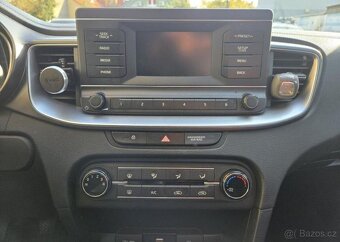 Kia Cee´d 1.0-NÍZKÉ KM-KLIMA-SENZORY - 11