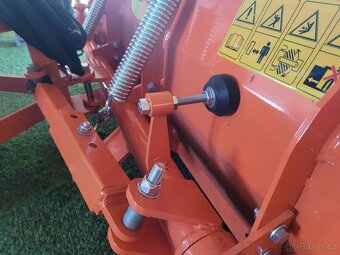 Přední, traktorová radlice Dabaki SPF 150 (vč.DPH) - 11