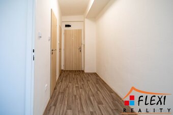 Pronájem bytu v osobním vlastnictví 2+1, 50 m2 na ulici 28.  - 11