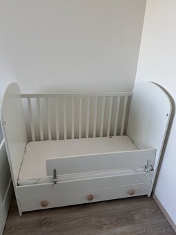 Postýlka GONATT včetně matrace a zábrany - 11