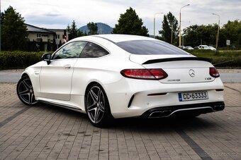 Mercedes-Benz C trieda Kupé Mercedes-AMG 63 S A/T - 11