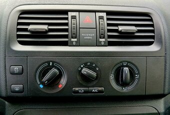 Fabia Combi II, 1.2 TSI,1. Majitel,PĚKNÁÁ. - 11