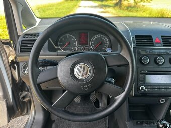 Volkswagen Touran 2.0 TDI - 11