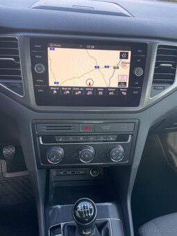 VW GOLF SPORTSVAN 1.5 TSI 96 kW najeto 133000km,r.v. 2018 - 11