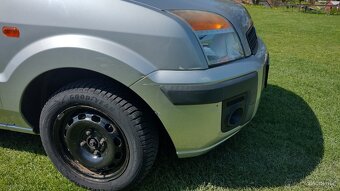 Jedna noha stačí - automat pro tělesně hendikepované řidiče - 11