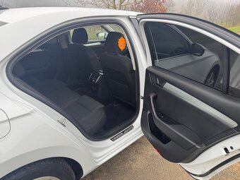 Škoda Superb 3 2.0 Tdi 110 Kw DSG Rok 2/2018 - 11