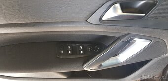 Peugeot 308 1.6 BlueHDi – Hatchback - 11