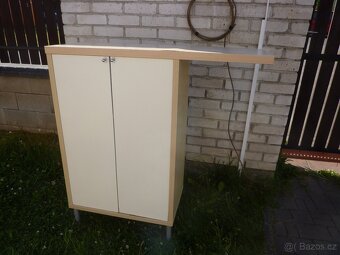 IKEA MAGIKER skříňka dvoudvéřová+ 2x police zdarma - 11