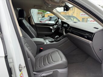 VW TOUAREG 3.0 TDi VZDUCH KŮŽE - 11