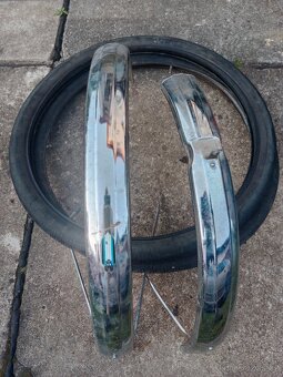 Socialistické blatníky 28 - 11