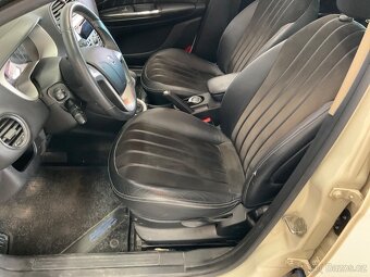 Lancia 1,4 tubo Platino 150 koní - 11