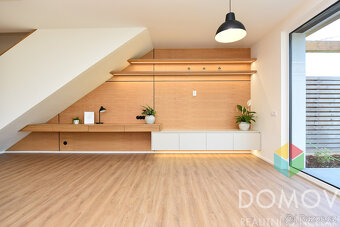 Designově zařízený dům 5+kk, Beroun - 11