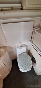 Karavan Coachman - 11