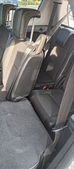 Renault grand Scenic 3  1,5 DCI 81 kW rok výroby 2013 - 11