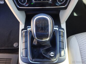 Škoda Superb 2.0 TDI r.v.2012 (103 kw) stk:10/2025 - 11