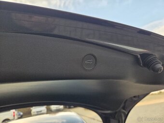 Tesla Model 3 Long Range AWD 1.majitel - 11