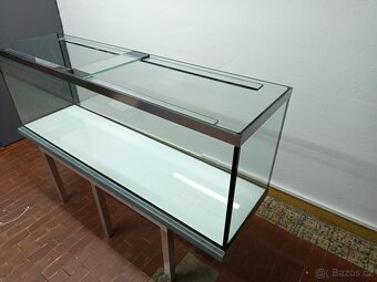 Prodám akvárium +vnější filtr - 11