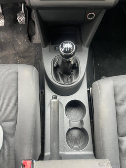 Volkswagen Touran 2.0D EcoFul - 11