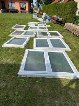 Prodám plastová okna PKS - 11