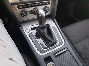 Volkswagen Passat 2.0 TDI BMT Highline DSG - 11