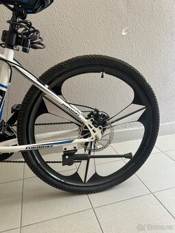 Horské kolo Eurobike - 11