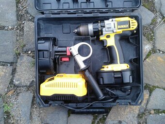 AKU vrtačka DEWALT DCD 920 - 11