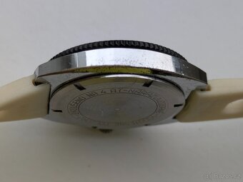 Hodinky PRIM SPORT 2  - 17 JEWELS  - KRÁSNÝ STAV - 11