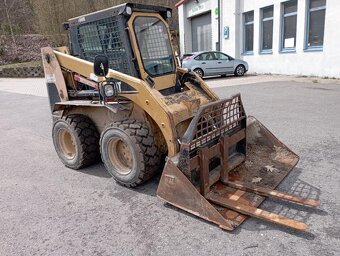 CAT 242 - 11