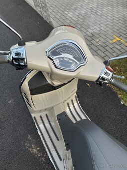 Vespa GTS 125 - 11